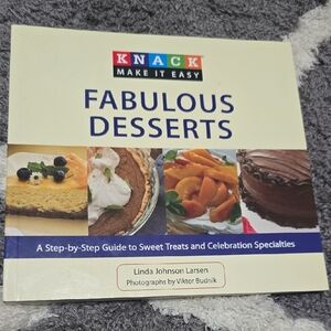 KNACK Fabulous Desserts By Linda Johnson Larsen - Paperback